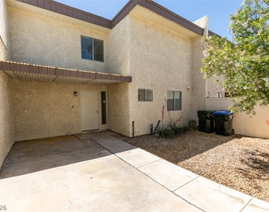 784 Anne Lane - Photo Thumbnail 19