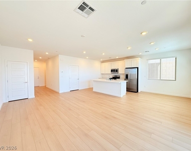 1450 Great Snipe Avenue - Photo Thumbnail 4