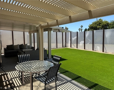 4341 Newridge Court - Photo Thumbnail 20