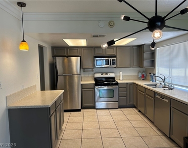 4341 Newridge Court - Photo Thumbnail 7