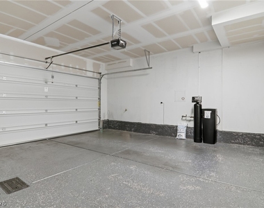 11403 Ethereal Landing Avenue - Photo Thumbnail 37