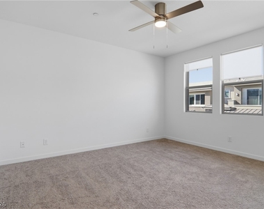 11403 Ethereal Landing Avenue - Photo Thumbnail 21