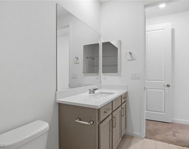 11403 Ethereal Landing Avenue - Photo Thumbnail 30