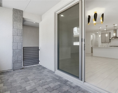11403 Ethereal Landing Avenue - Photo Thumbnail 35