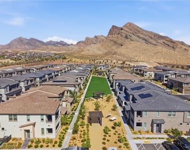 11403 Ethereal Landing Avenue - Photo Thumbnail 42