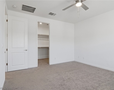 11403 Ethereal Landing Avenue - Photo Thumbnail 25