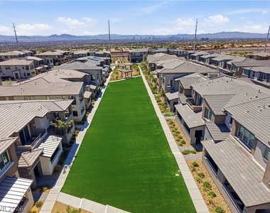 11403 Ethereal Landing Avenue - Photo Thumbnail 41