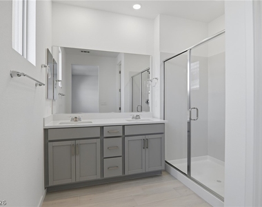 11403 Ethereal Landing Avenue - Photo Thumbnail 24