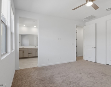 11403 Ethereal Landing Avenue - Photo Thumbnail 22