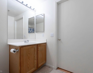 2153 Jasper Bluff Street - Photo Thumbnail 24