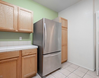 2153 Jasper Bluff Street - Photo Thumbnail 13