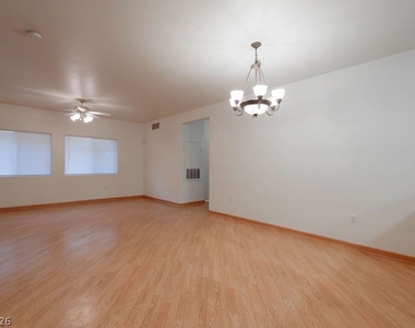 2153 Jasper Bluff Street - Photo Thumbnail 4