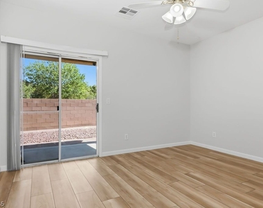 3632 Carisbrook Drive - Photo Thumbnail 10