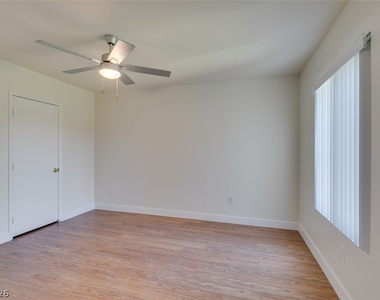 6650 W Warm Springs Road - Photo Thumbnail 19