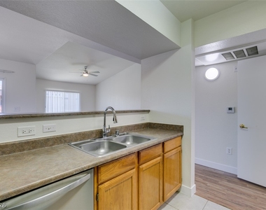 6650 W Warm Springs Road - Photo Thumbnail 2
