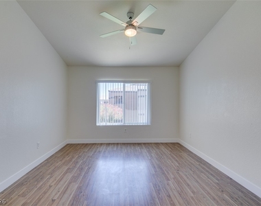 6650 W Warm Springs Road - Photo Thumbnail 25