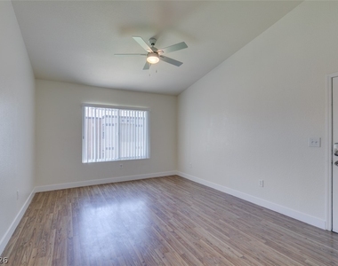 6650 W Warm Springs Road - Photo Thumbnail 26