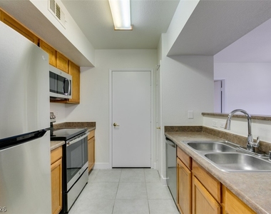 6650 W Warm Springs Road - Photo Thumbnail 13