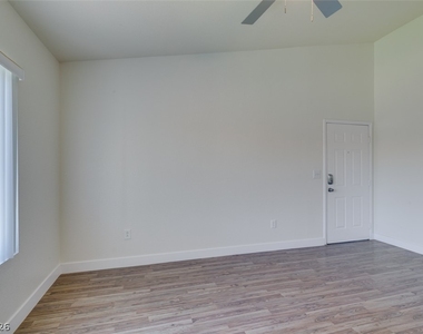 6650 W Warm Springs Road - Photo Thumbnail 28