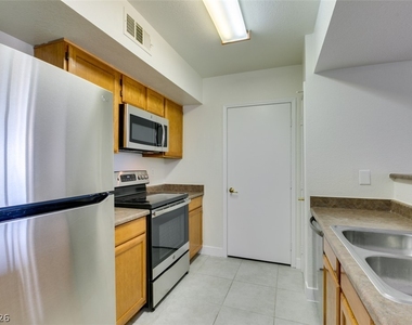 6650 W Warm Springs Road - Photo Thumbnail 12