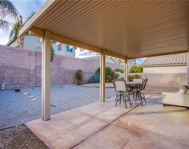 6429 Corrie Canyon Street - Photo Thumbnail 2