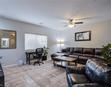6429 Corrie Canyon Street - Photo Thumbnail 21