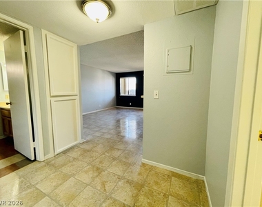 3716 Snorkel Circle - Photo Thumbnail 32