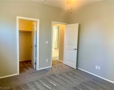 8365 S Pioneer Way - Photo Thumbnail 14