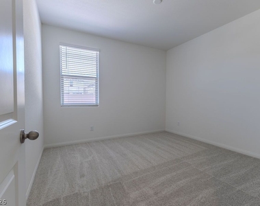 80 Hornbeck Lane - Photo Thumbnail 9