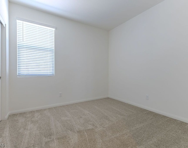104 Hornbeck Lane - Photo Thumbnail 9
