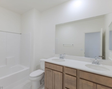 104 Hornbeck Lane - Photo Thumbnail 8