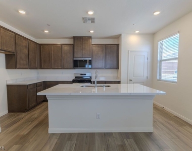 56 Hornbeck Lane - Photo Thumbnail 3