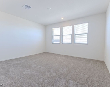 56 Hornbeck Lane - Photo Thumbnail 5