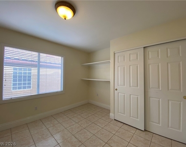 8111 Cimarron Meadows Way - Photo Thumbnail 12