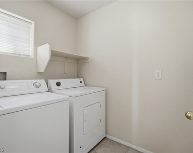 4049 Flower Patch Street - Photo Thumbnail 16