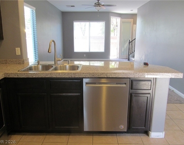 6167 Broken Slate Way - Photo Thumbnail 4