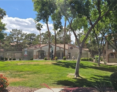 2121 Sealion Drive - Photo Thumbnail 18