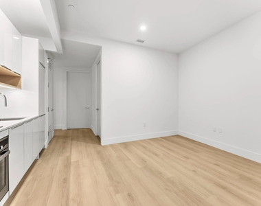 55 Broadway - Photo Thumbnail 3