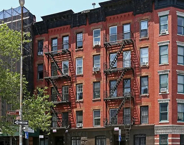 53 Leroy Street - Photo Thumbnail 11