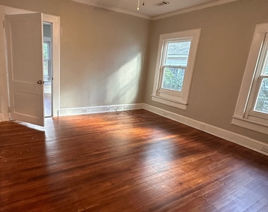 1284 Hillyer Avenue - Photo Thumbnail 5