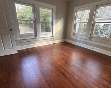 1284 Hillyer Avenue - Photo Thumbnail 4