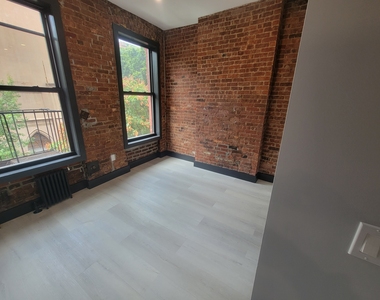 248 Mott Street - Photo Thumbnail 19