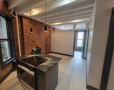 248 Mott Street - Photo Thumbnail 8