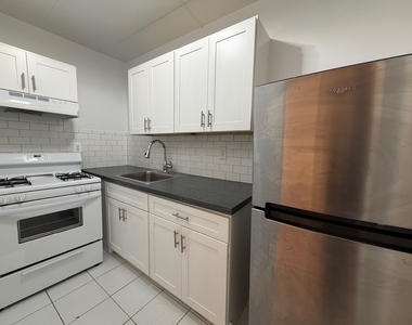 111 North 3rd Avenue - Photo Thumbnail 4