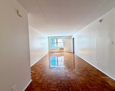 111 North 3rd Avenue - Photo Thumbnail 1
