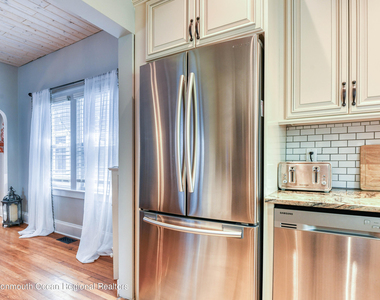 1505 Emory Street - Photo Thumbnail 18