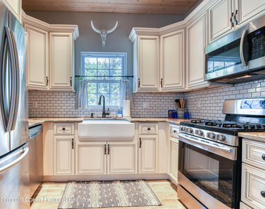 1505 Emory Street - Photo Thumbnail 15