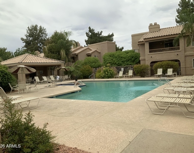 9745 N 95th Street - Photo Thumbnail 22