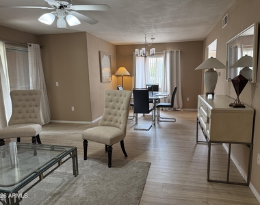 9745 N 95th Street - Photo Thumbnail 2