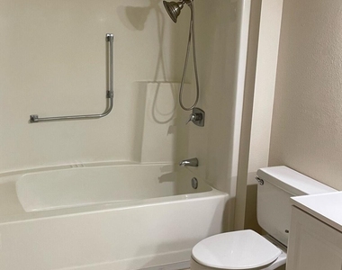 12407 N Cantata Court - Photo Thumbnail 10